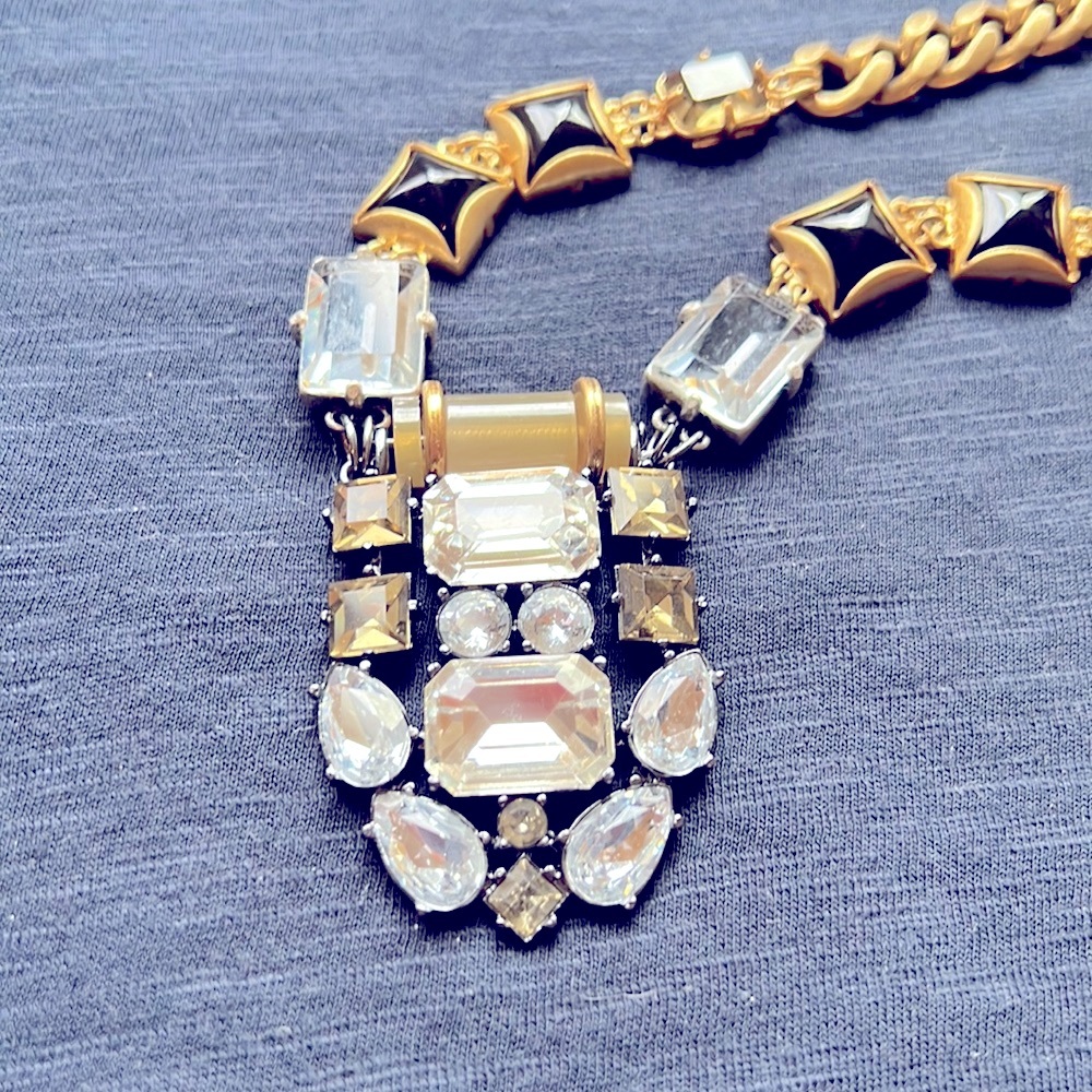 Stella & Dot Phoenix Collier Necklace Glass & Gold with Black Enamel